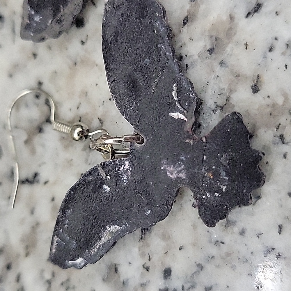 4/$10 black and white owl earrings - Picture 5 of 8